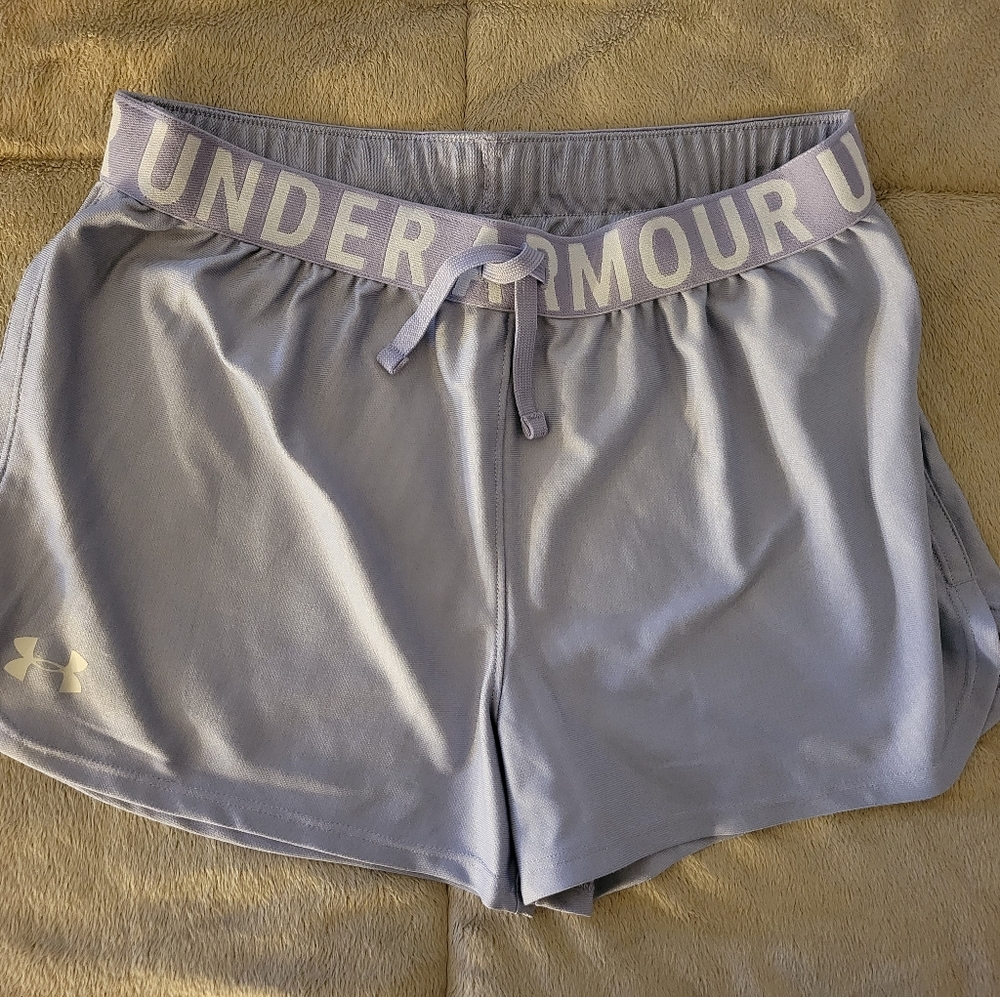 Under Armour Girls YXL Heat Gear Gray Shorts